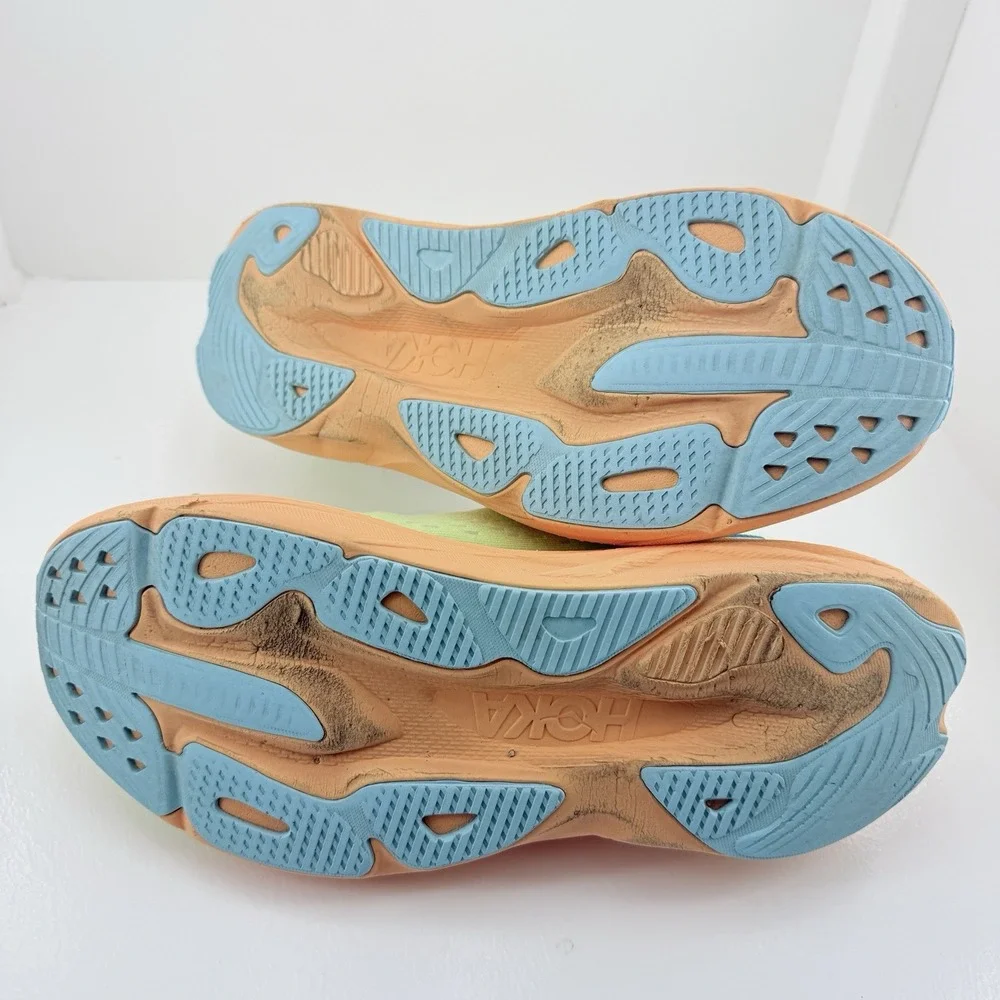Hoka One One hoka skyflow
